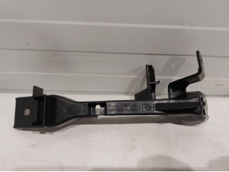 Bracket Bumper Mounting (Right)